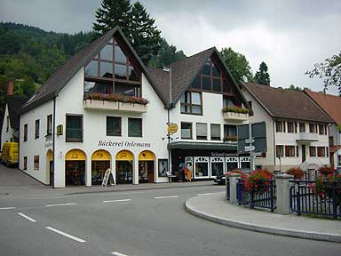 ���S�X�̓X��